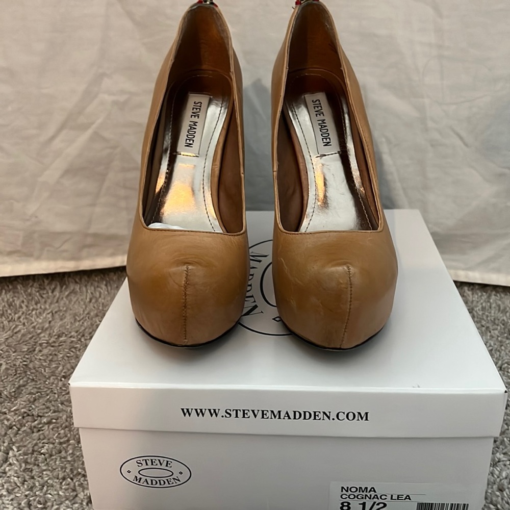 Sexy Cognac Steve Madden heels